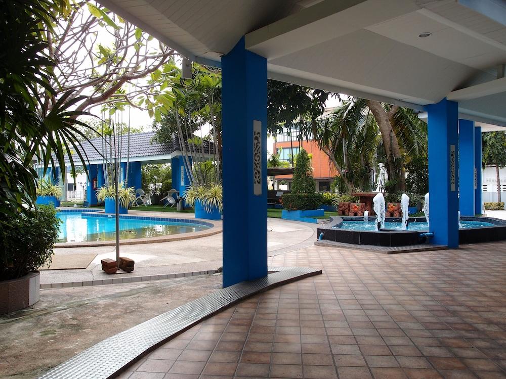 Blue Garden Resort Pattaya Jomtien Beach Exterior photo